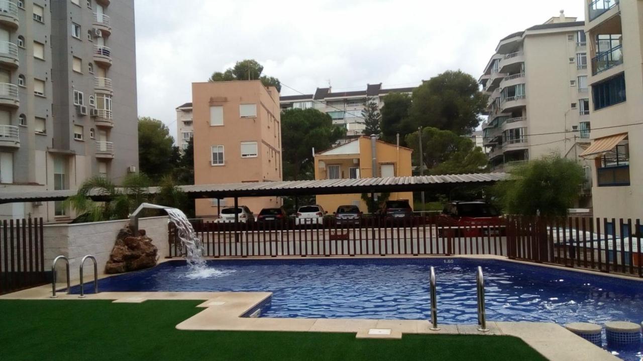 Edificio Attikos - Solo Familias Appartement Gandía Buitenkant foto
