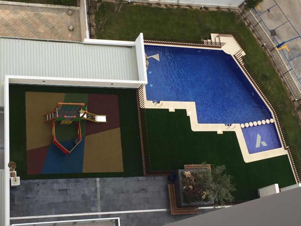 Edificio Attikos - Solo Familias Appartement Gandía Buitenkant foto